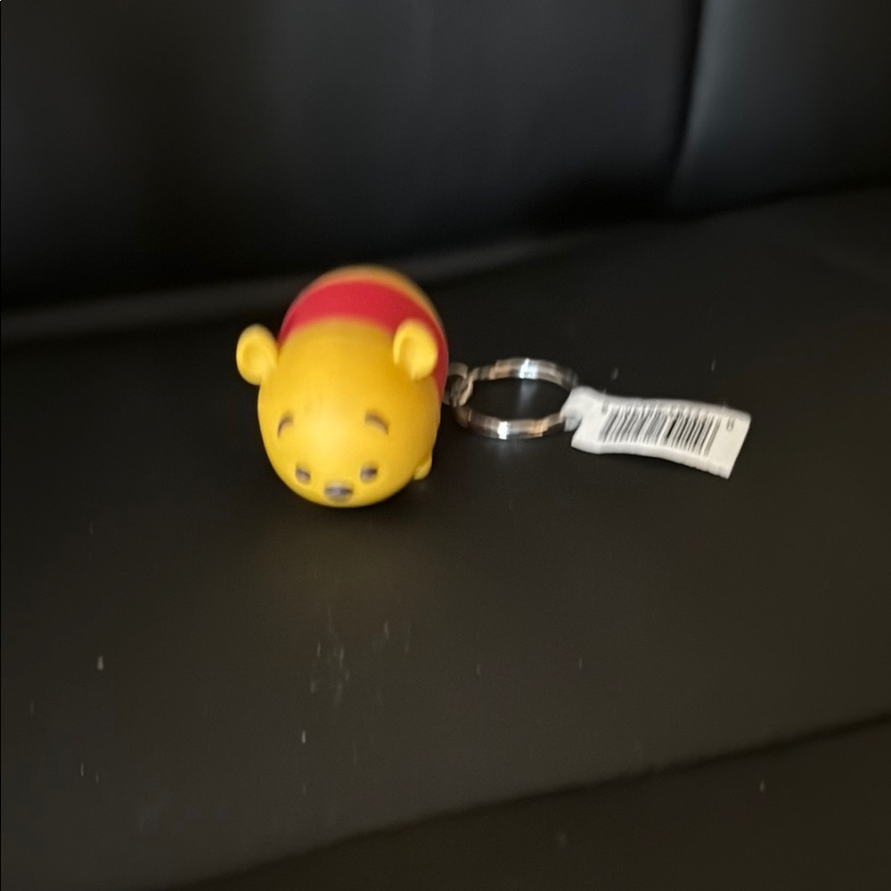 Disney Winnie the Pooh Key Holder - Yellow and Red
